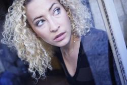 Cafe-Fenster-Scarlett-2-web